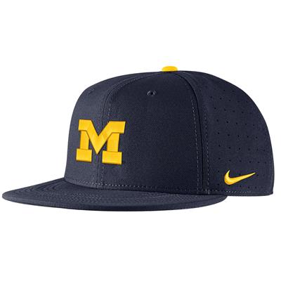 Nike Michigan Wolverines Aero True Fitted Baseball