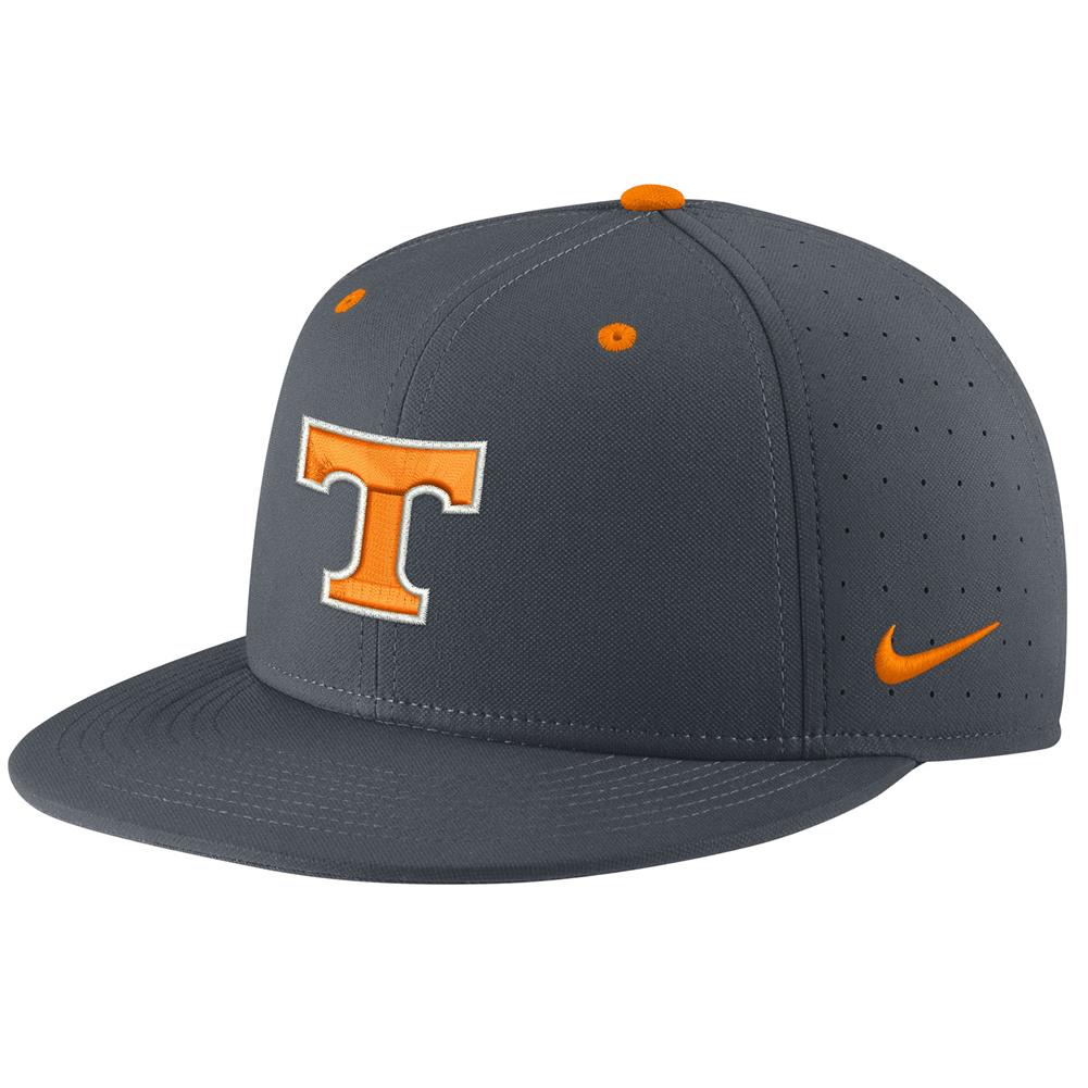 Nike Tennessee Volunteers Aero True Fitted Baseball Hat - Grey