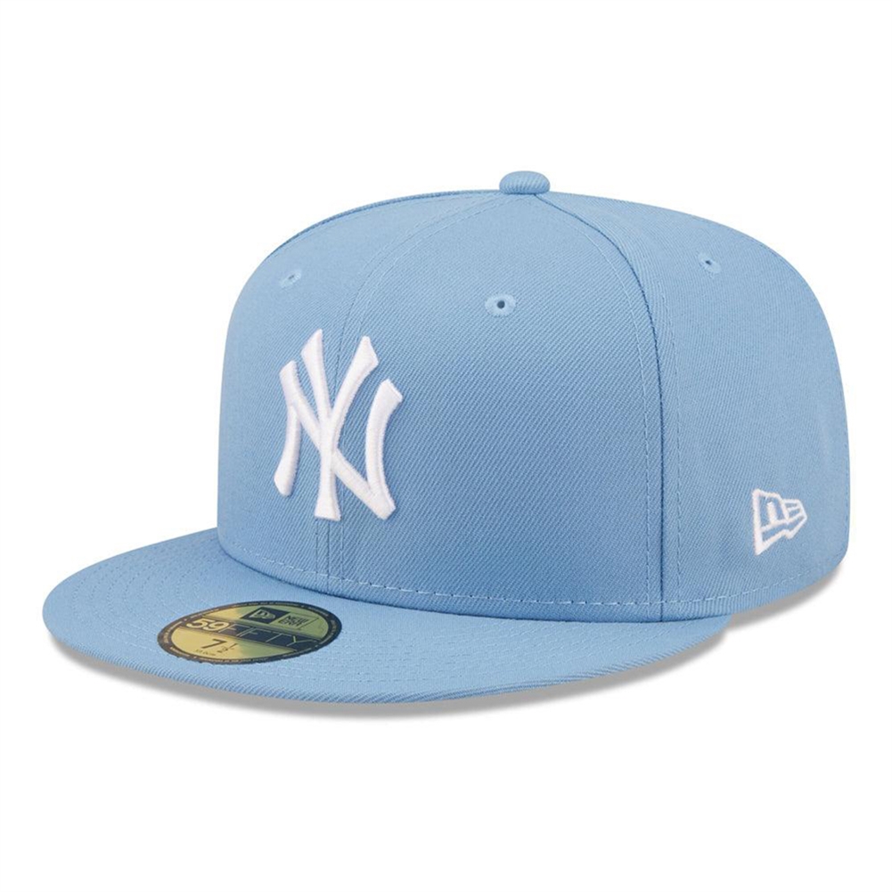 New York Yankees TEAM-BASIC Sky-White Fitted Hat by New Era