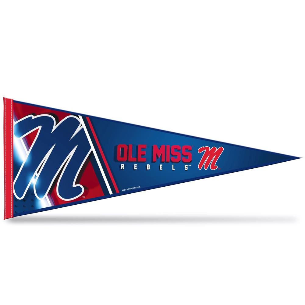 Falcons Triangle Pennant 12x30 – JP Sports